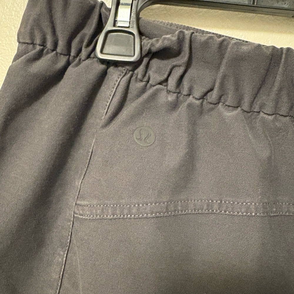 Lululemon light utilitech Cargo Pocket High Rise Barrel Leg Pants Grafite grey - Picture 5 of 5